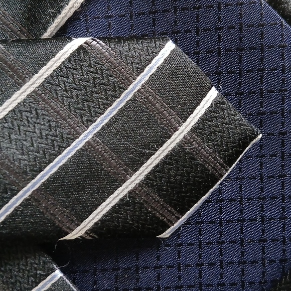 Stanfford Executive Neck Tie Black & Silver - Picture 2 of 6